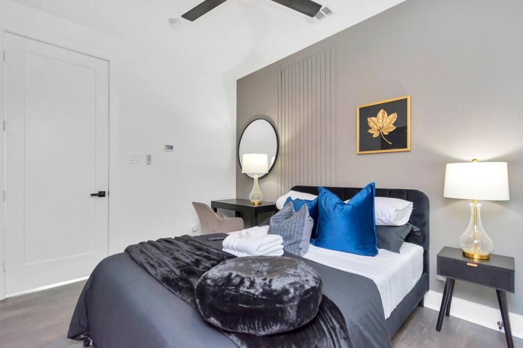 The Suite Spot! Downtown Skyline Views! Sleeps 12 Houston Exterior foto